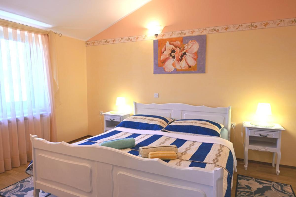 Apartments Ruza Umag Eksteriør billede