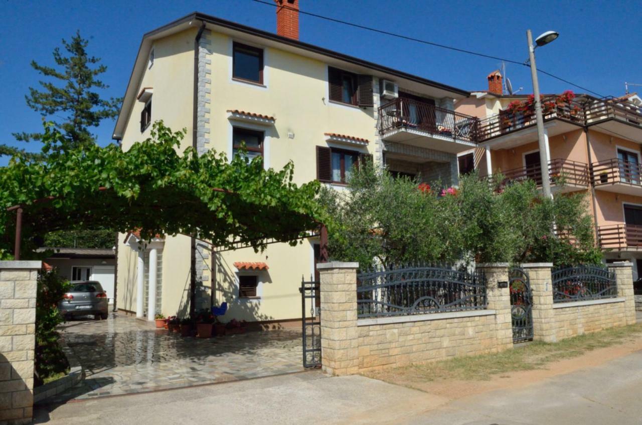 Apartments Ruza Umag Eksteriør billede