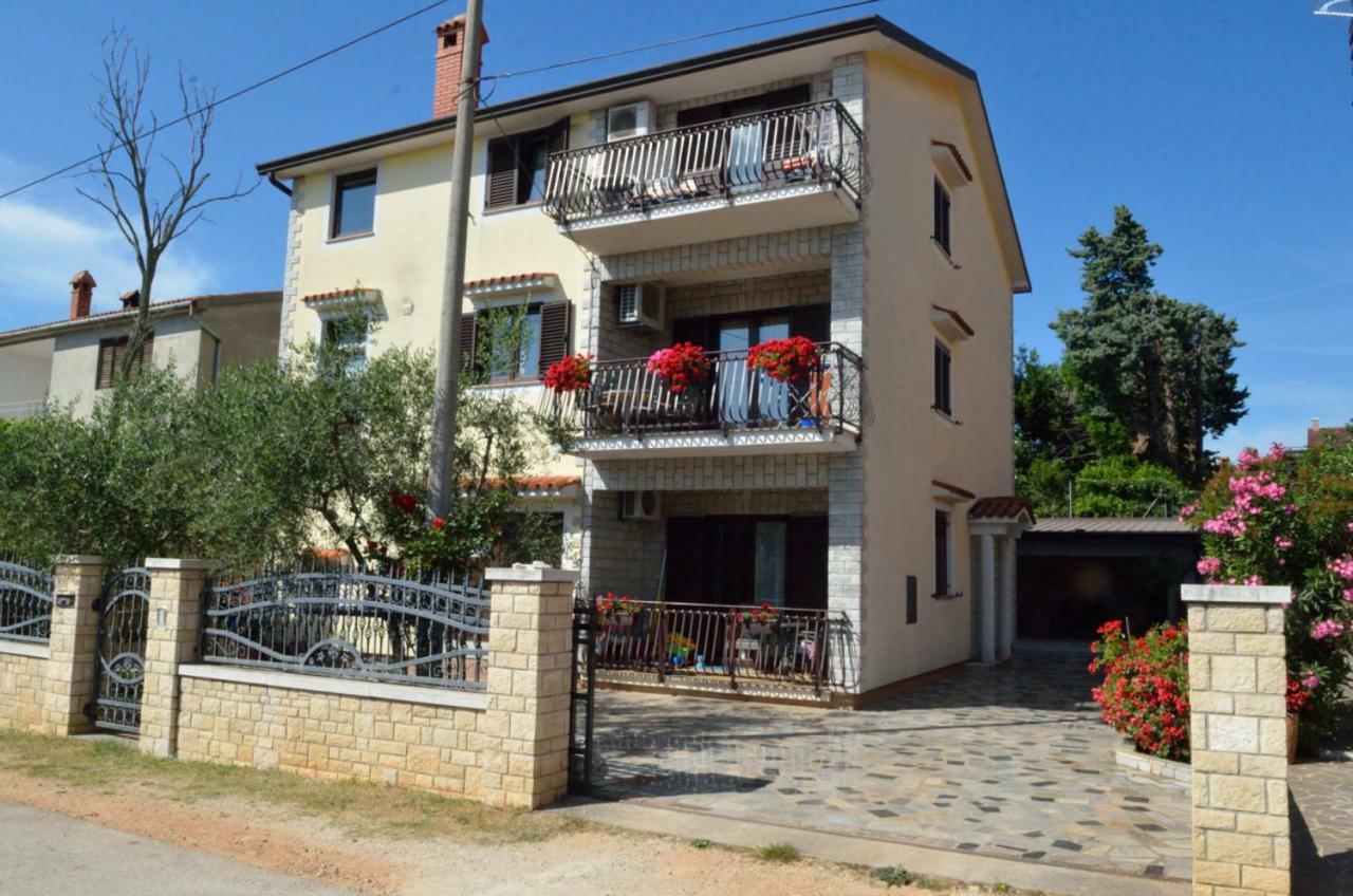 Apartments Ruza Umag Eksteriør billede